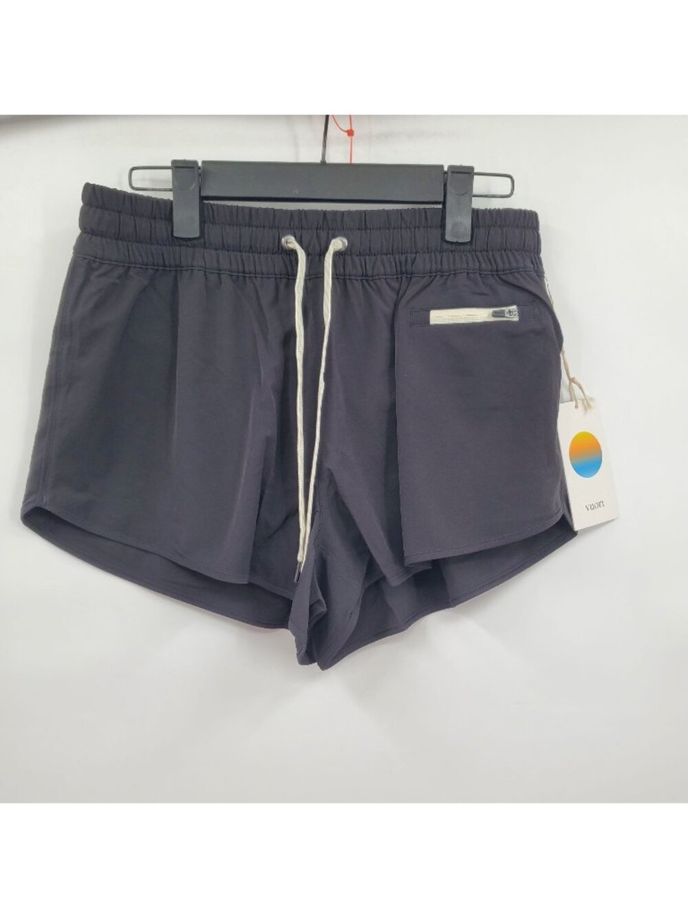 Vuori Clementine Short 2.0 Women Size Small NWT Black Athletic Sports Workout